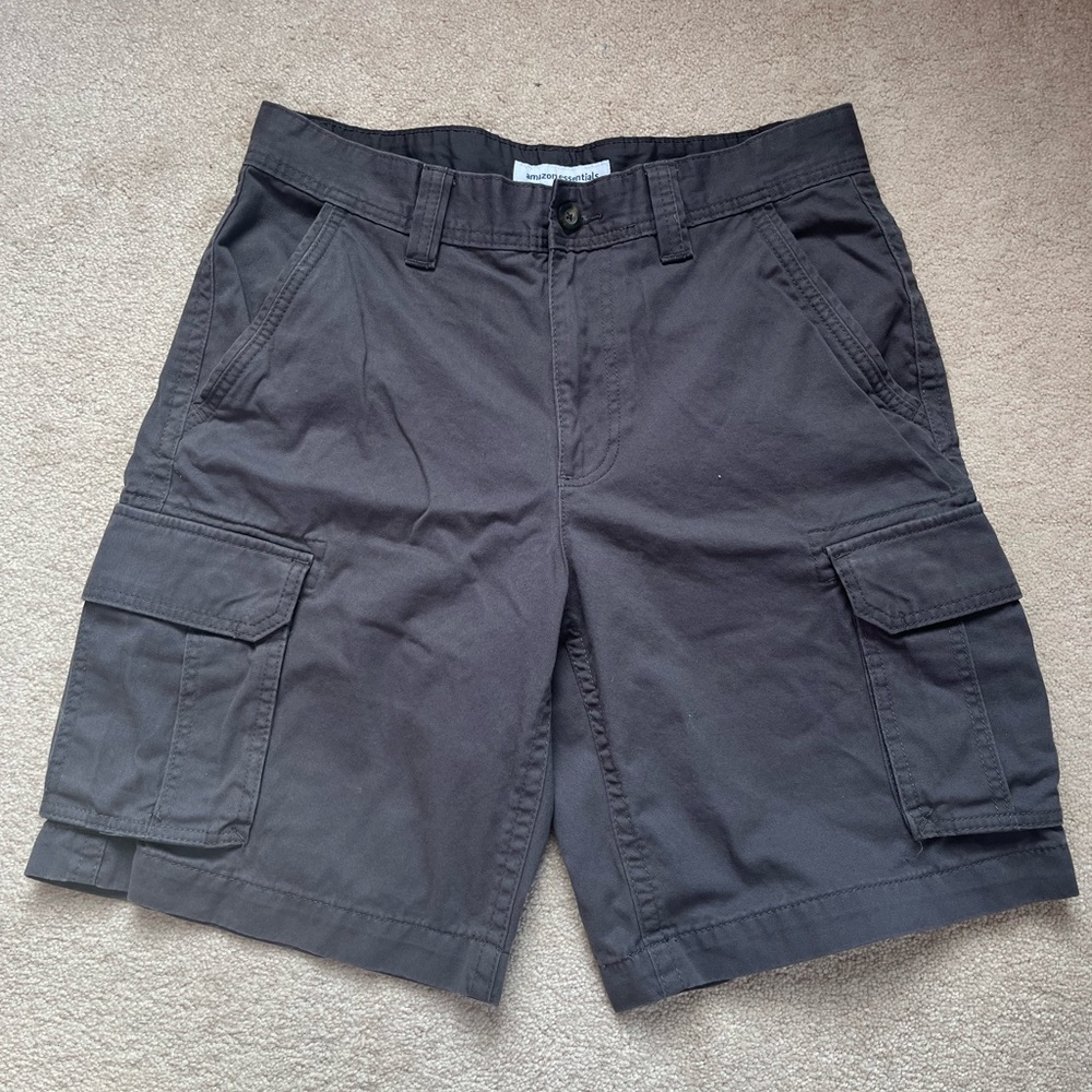 Men’s cargo shorts